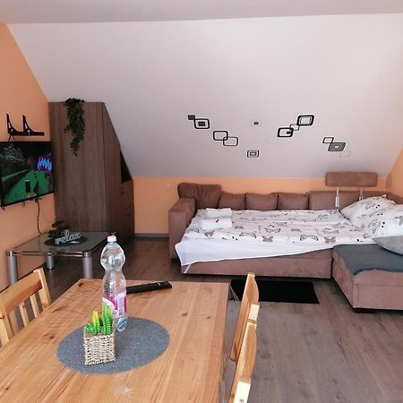 Zita Apartman Eger Exterior photo