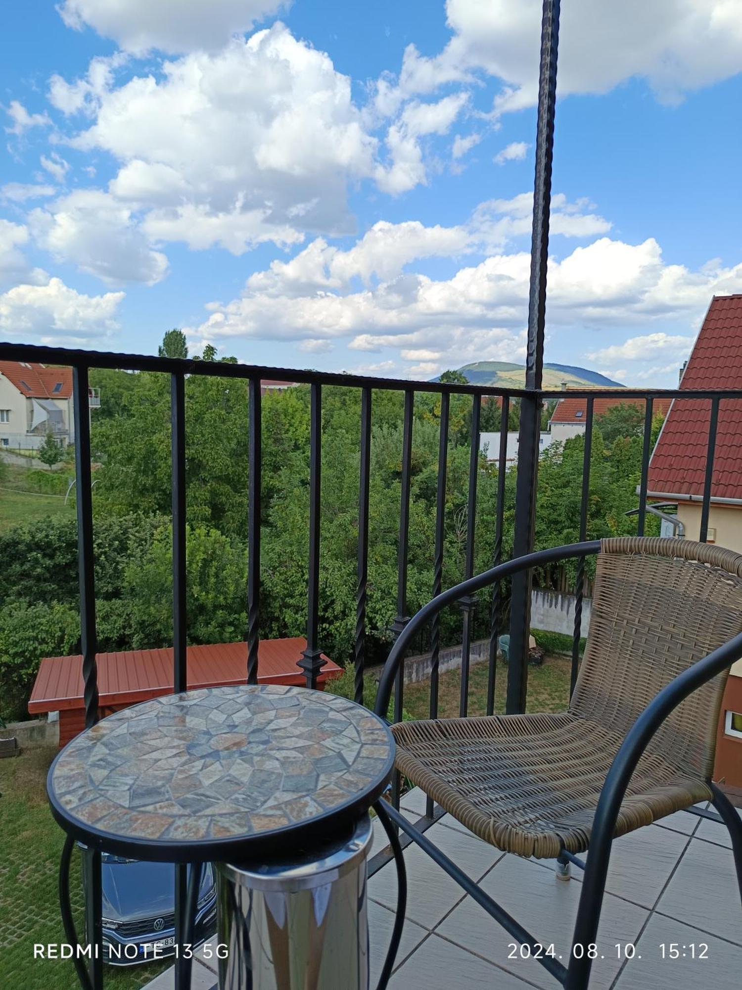 Zita Apartman Eger Room photo